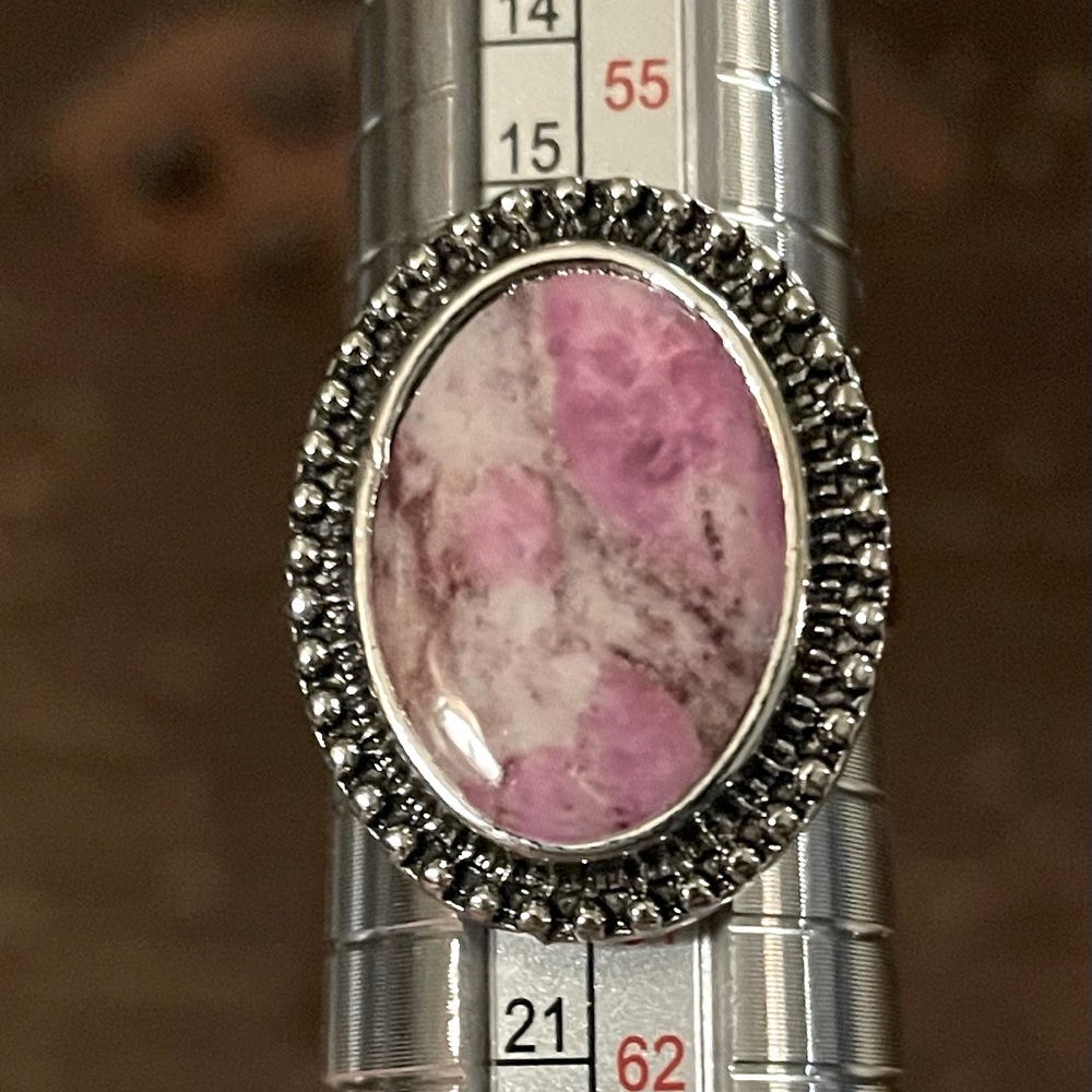 Silver and Faux Stone Ring Size 8 1/2